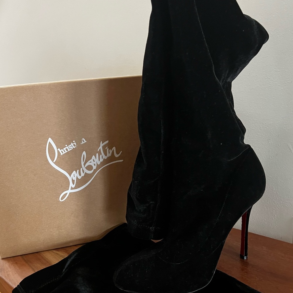 Louboutin Over the knee boots- Classe 100 velvet